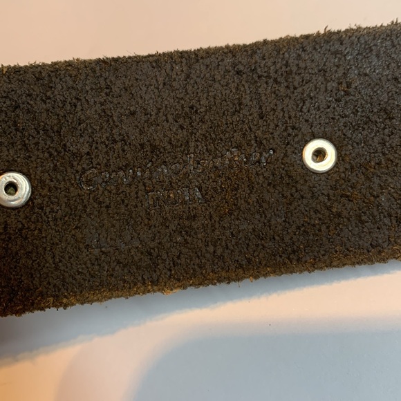 Studded leather belt - Picture 3 of 6